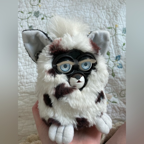 FURBY CUSTOM Puppy! - Picture 1 of 4